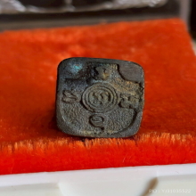 รูปหล่อ หลวงพ่อแดง วัดเขาบันไดอิฐ ปี 33 เนื้อนวะ