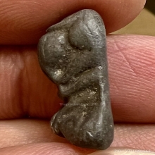 ปิดตาเนื้อตะกั่ว นะหัวเข่า วัดหนัง เก่ามากแห้งพิมพ์ลึกสวย