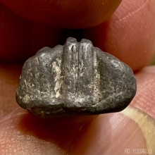 ปิดตาเนื้อตะกั่ว นะหัวเข่า วัดหนัง เก่ามากแห้งพิมพ์ลึกสวย