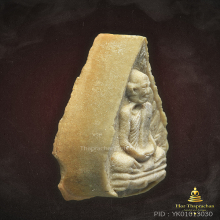 พระผงรูปเหมือนใบโพธิ์หลังยันต์นะ หลวงปู่โต๊ะ