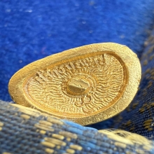 หลวงปู่แหวน สุจิณฺโณ วัดดอยแม่ปั๋ง เนื้อทองคำ ปี2526