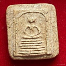 พระสมเด็จวัดไชโยพิมพ์หกชั้นอกตลอด