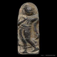 พระกำแพงลีลา กรุวัดตาพุ่ม สนิมแดง