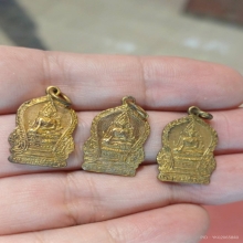 พระพุทธชินราช วัดเศวตฉัตร ปี2493 เนื้อทองเเดงกะไหล่ทอง