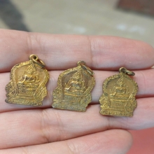 พระพุทธชินราช วัดเศวตฉัตร ปี2493 เนื้อทองเเดงกะไหล่ทอง