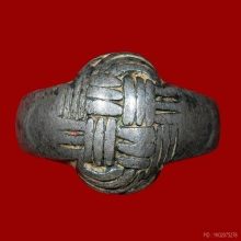 หลวงพ่อขวัญ เจ้าตำรับแหวนตะกร้อ เนื้อเงิน ยุคแรก