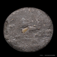 ล็อกเก็ตรุ่นแรก หลวงปู่แก้ว เกสาโร วัดละหารไร่ ปี2526