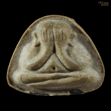 พระปิดตารุ่นปลดหนี้เนื้อเกษรหลวงปู่โต๊ะครับ