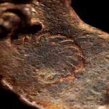 ครุฑ อ.วราห์ รุ่นมีแล้วรวย เนื้อเงินลงยา โค๊ตว.กงจักร+ทอง