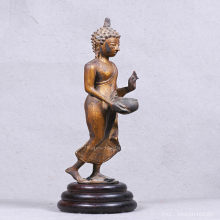 ปางบิณฑบาตร หายาก