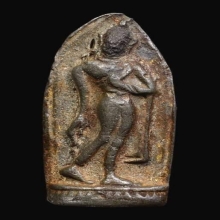 พระลีลากำแพงขาว พิมพ์ใหญ่ กรุวัดบรมธาตุ จ.กำแพงเพชร