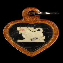 สิงห์สาริกาหลวงพ่อหอม เนื้องๅแกะ เลี่ยมเดิมจากวัด สภาพสวยมาก