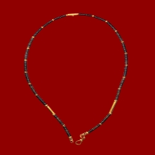 อยากขายสร้อยกะลายาว 28 นิ้วพร้อมอุปกรณ์ตกแต่งทองคำแท้