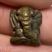 พระพิฆเนศองค์จิ๋ว พิมพ์ถือตรีศูล 