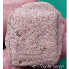 ลักษณะคล้ายพระปิดตา