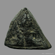 พระพุทธเนื้อผงคลุกรักเก่า