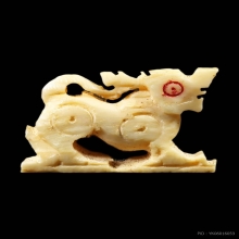 สิงห์สาริกา หลวงพ่อหอม องค์จิ๋ว