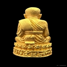 #พระทองคำ.. หลวงปู่ทวด วัดช้างให้ รุ่นลายเซ็นต์ เสาร์ห้า