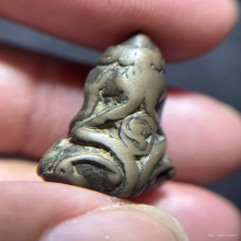 พระปิดตาเนื้อสัมฤทธิ์