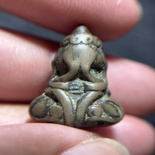 พระปิดตาเนื้อสัมฤทธิ์