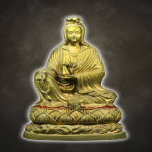 หลวงปู่โต๊ะ พระบูชา เจ้าแม่กวนอิม พิมพ์นั่งชันเข่า สวยมาก