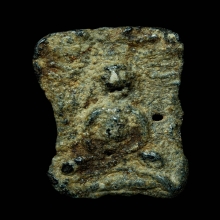 พระมเหศวร พิมพ์สมาธิสองหน้า ชินเขียว กรุวังบัว จ.เพชรบุรี