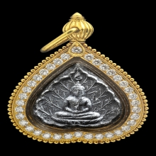 หลวงปู่โต๊ะ พระประจำวันเกิด องค์ดารา