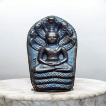 พระนาคปรกใบมะขาม หลวงปู่ม่น วัดเนินตามาก ปี 37 เนื้อเงิน