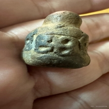 พระปิดตาเนื้อดินขุยปู หลวงปู่ดี วัดบ้านยาง