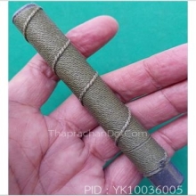 ตะกรุดเนื้อตะกั่วถักเชือกสีเขียว ยาวสี่นิ้วกว่า