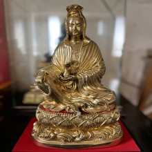 หลวงปู่โต๊ะ พระบูชาเจ้าแม่กวนอิม ปี2523 สวยแชมป์