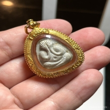 หลวงปู่โต๊ะ พระปิดตามหาเสน่ห์ เนื้อผงเกสร สวยเดิม