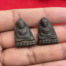 หลวงพ่อทวด วัดช้างให้ ปี 2505 พิมพ์หลังเตารีดเล็ก