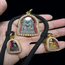 พระพุทธชินราชใบเสมา พิมพ์ใหญ่ กรุวัดพระศรีรัตนมหาธาตุ