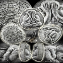 หลวงปู่โต๊ะ พระปิดตาจัมโบ้2 เนื้อผงธูป สวยแชมป์