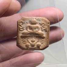 หลวงพ่อปาน ครุฑกำหมัดปีกโค้งA