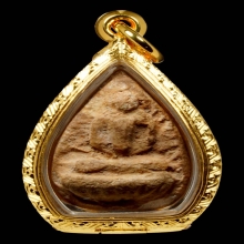 พระผงกลีบบัวใหญ่ (ชุด 13 พิมพ์หลัก) หลวงปู่โต๊ะ