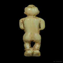 กุมารทองหลวงพ่อกวย วัดโฆสิตาราม เนื้องาแกะ ยุคต้น 