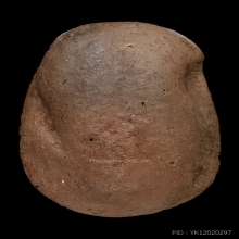 หลวงปู่บุญ วัดกลางบางแก้ว พิมพ์เศียรโล้น เนื้อดิน