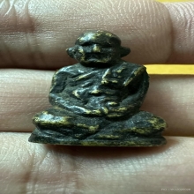 รูปหล่อรุ่นแรกหลวงพ่อแดง วัดทุ่งคอก