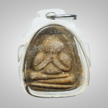 พระปิดตาผงธูปกรรมฐาน พ่อท่านคลิ้ง วัดถลุงทอง