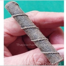 ตะกรุดเก่าจนขึ้นสนิม ยาว 2.5 นิ้ว 