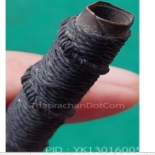 ตะกรุดเนื้อทองเหลืองเก่า ถักเชือกสีดำ ยาว 3 นิ้ว