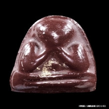 พระปิดตาหลวงพ่อปาน  วัดเคลือวัลย์ (หน้าพุทโธหลังแบบนิยม)