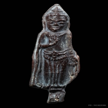 พระร่วงยืนกรุราชเดชะ สนิมแดง