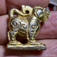 สิงห์ทองผสมกะไหล่ทอง พ่อกวย วัดโฆษิตาราม สวยมากหายาก