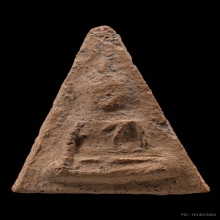 พระนางพญา กรุโรงทอ จ.พิษณุโลก พิมพ์ไม่มีหู