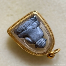 หลวงปู่โต๊ะ พิมพ์ตุ๊กตาเล็ก เนื้อใบลาน พ.ศ.2521 