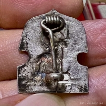 เหรียญเข็มกลัดพระเจ้าตากสินทรงม้า ร.ร.วัดอินทราราม ลงยาเดิมๆ