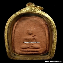 หลวงปู่บุญ วัดกลางบางแก้ว พิมพ์ปรกโพธิ์